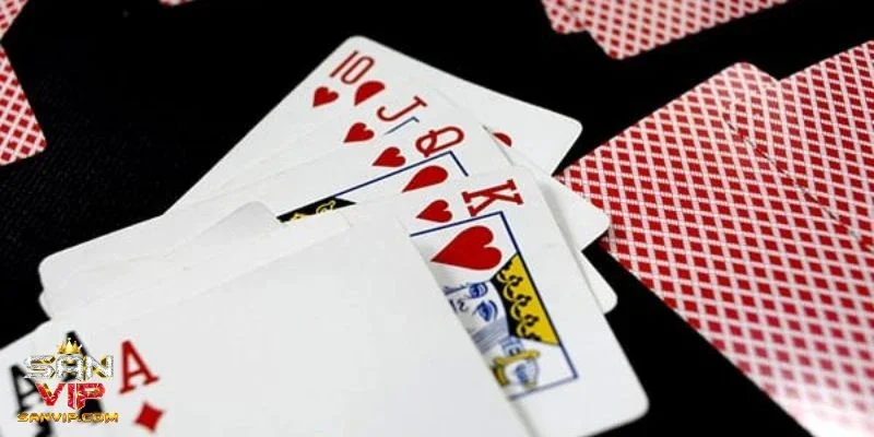 Hướng dẫn luật chơi game bài chi tiết cho người mới bắt đầu